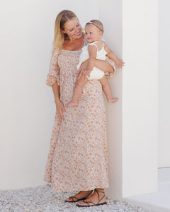 Della Dress in Pink Gardenia by RYLEE + CRU isla + may Della Dress in Pink Gardenia by RYLEE + CRU isla + may