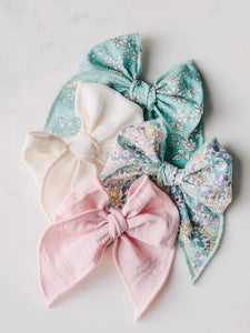 Layla Fable Bow